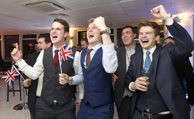 'Divided' Kingdom As Britain Votes To Leave EU, David Cameron To Quit