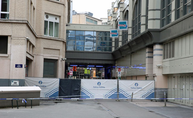 Brussels Police Find Fake Suicide Bomb Vest On Suspect