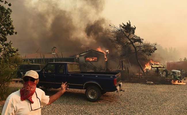 Massive California Wildfire Burns Homes Leaving Atleast Two Dead