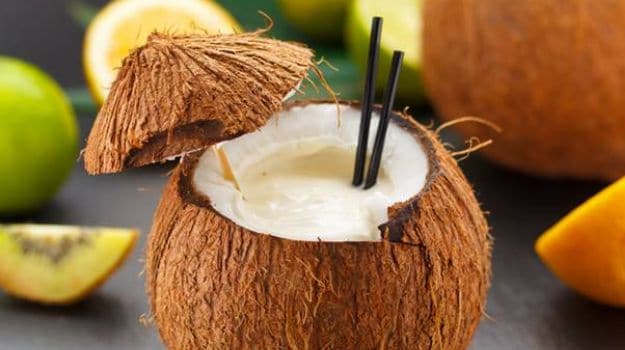 10 Amazing Coconut Milk Benefits For Hair, Face And Skin - NDTV Food