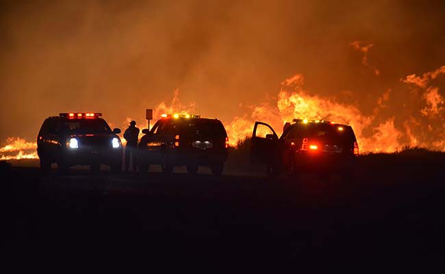 2 Dead In California Fires, Thousands Evacuated