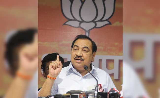 14 BJP Corporators From Jalgaon Civic Body Quit In Eknath Khadse's Support