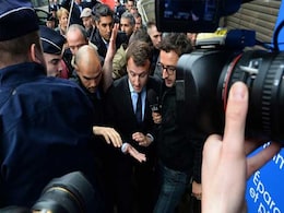 Angry Workers Lob Eggs At French Economy Minister Emmanuel Macron Angry Workers Lob Eggs At French Economy Minister Emmanuel Macron