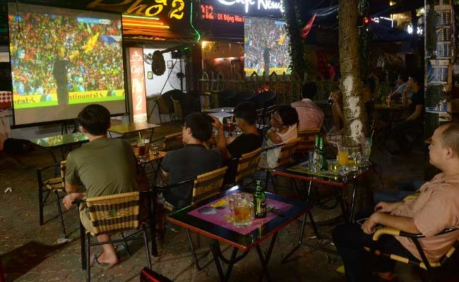 Gambling-Mad Vietnamese Put Their Houses On Euro 2016