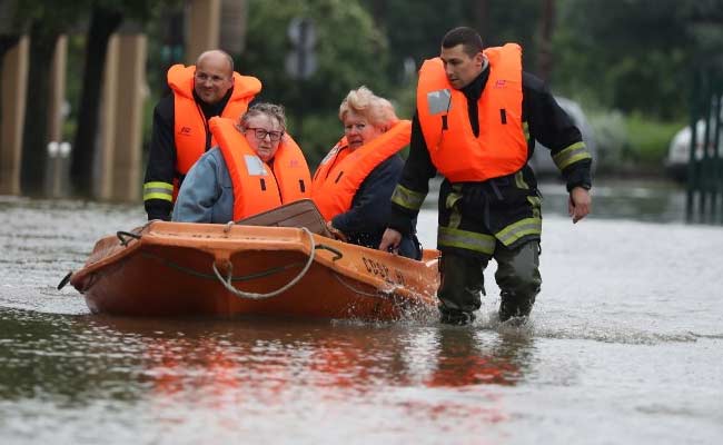 Thousands Evacuated As Floods Batter Paris Region