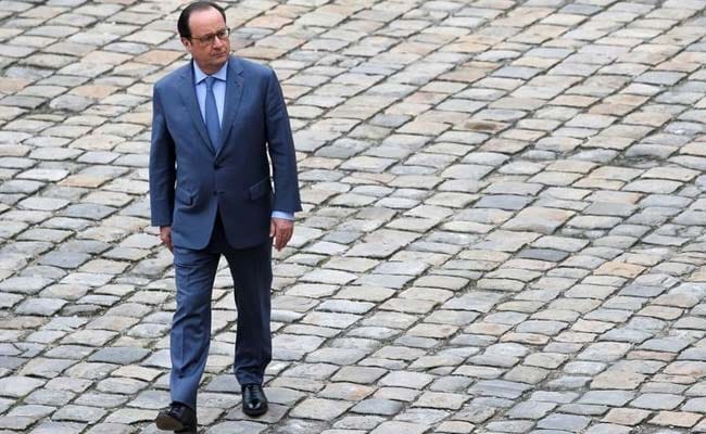Poll Shows Francois Hollande Winning Primaries, But Not Presidential Election