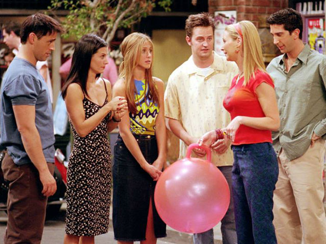 The One Where Your Hopes For a <I>F.R.I.E.N.D.S</i> Reunion Is Cruelly Shot Down