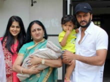 Riteish and Genelia Announce the Name of Riaan's Brother on Twitter