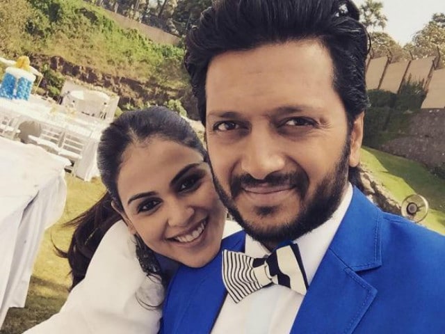 This Pic of Pregnant Genelia and Riteish Will Make You Smile, Just as They Are