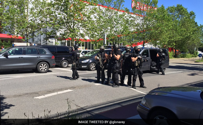 जर्मनी : सिनेमा कांप्‍लेक्‍स में फायरिंग कर 50 को घायल करने वाले को मार गिराया गया