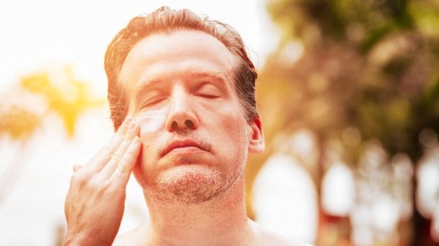 Heat Stroke Symptoms & Immediate Treatment: Is the Sun Making You Feel Uneasy?