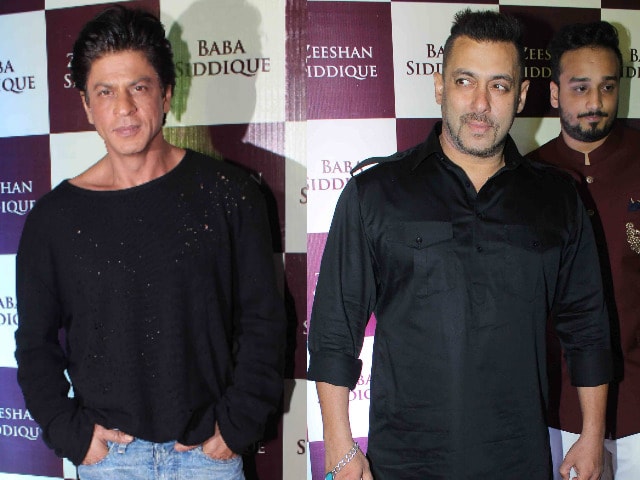 About Last Night Shah Rukh Salman Khan at Baba Siddique s Iftaar