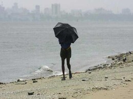 Heavy Rain, Squall Alert In Kerala, Fishermen Advised To Stay Away From Sea Heavy Rain, Squall Alert In Kerala, Fishermen Advised To Stay Away From Sea