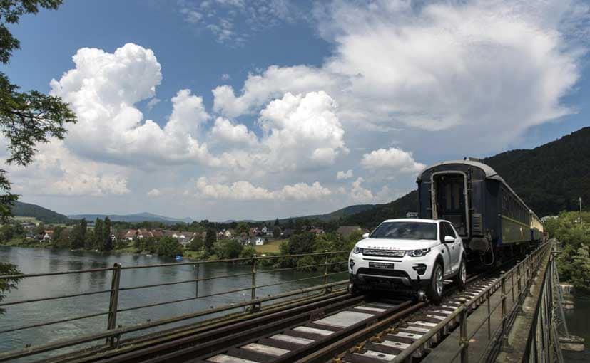 Land Rover Discovery Sport Train Pull
