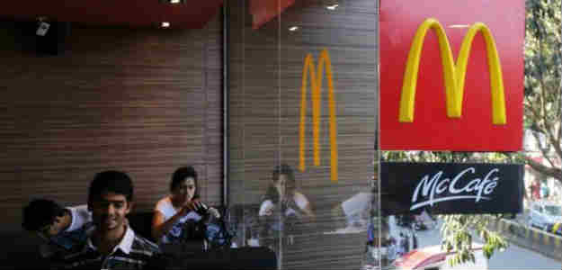 McDonald's May Shift Some Jobs To India In Cost-Cutting Move