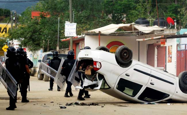 Mexico Teacher Protests Buffet Ruling Party, 8 Killed In Clashes