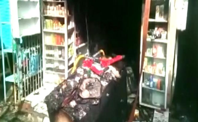 मुंबई के मेडिकल स्टोर में लगी भयंकर आग, पांच बच्चों समेत आठ लोगों की मौत