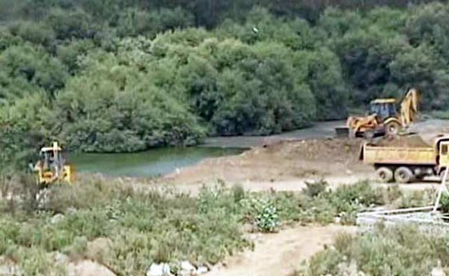 Mangroves In Mumbai Felled In Broad Daylight, Locals Blame BJP Legislator