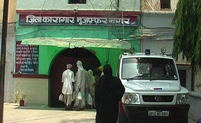 Uttar Pradesh: More than 200 Muslim prisoners are observing Navratri fast in Muzaffarnagar Jail