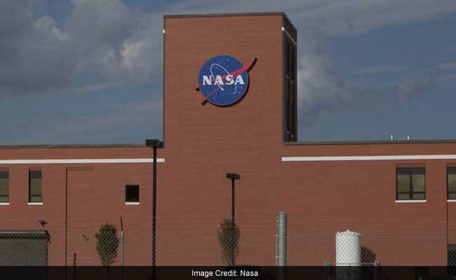 NASA Probe Maps Ceres Craters Where Ice Can Accumulate