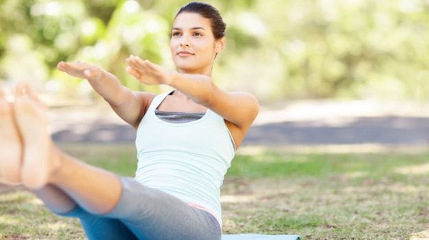 5 Yoga Asanas That Reduce Belly Fat And Strengthen Core - Fitness & Workouts