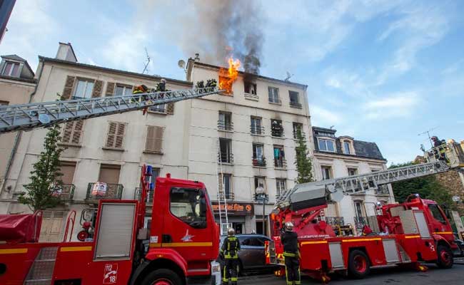 5 Dead In Apartment Fire Near French National Stadium