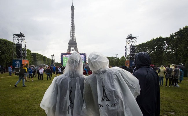 Paris Soaked By Wettest Spring In 150 Years
