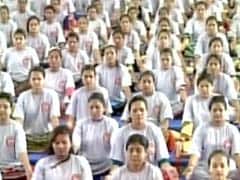 2,000 Pregnant Women Set Yoga Record In Gujarat