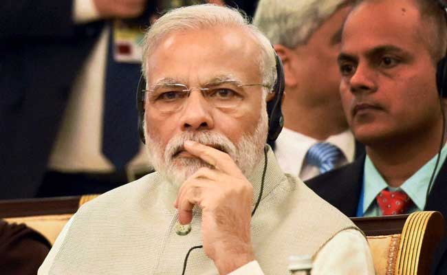 प्रधानमंत्री मोदी ने की आंतरिक सुरक्षा की समीक्षा, गृह मंत्री और वरिष्ठ अफसरों की ली बैठक