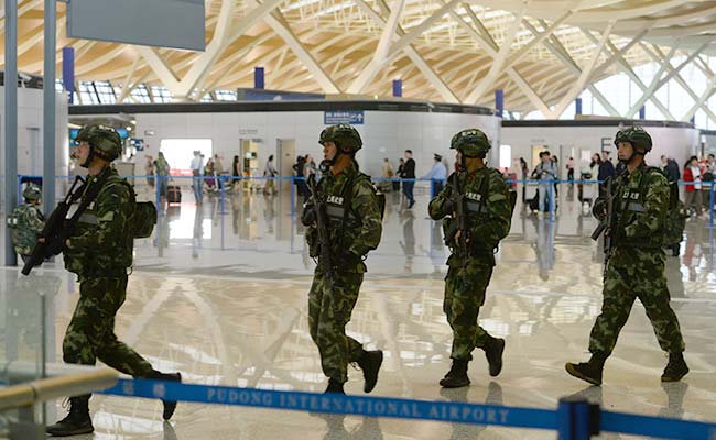 Explosion At Shanghai's Main International Airport Injures 4