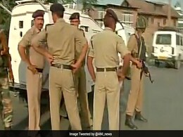 पुलवामा में आतंकियों ने पुलिस चौकी पर ग्रेनेड फेंका, पांच पुलिसकर्मी घायल पुलवामा में आतंकियों ने पुलिस चौकी पर ग्रेनेड फेंका, पांच पुलिसकर्मी घायल