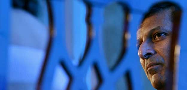 रुपए को संभालना रघुराम राजन के लिए होने वाली है बड़ी चुनौती