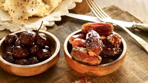 Dates for the holy month of Ramadan, Food