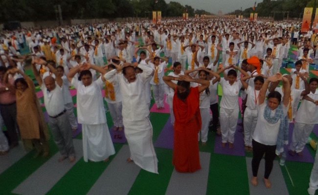 360 Degree View Of Ramdev's Grand Yoga Event In Delhi