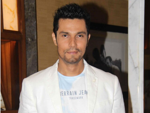 Randeep Hooda Does Powerlifting And Walking: Why Both Matter For Fitness