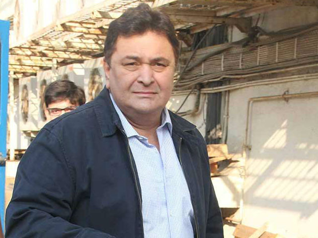 शॉपिंग करने गए ऋषि कपूर को आया गुस्सा! आखिर क्या देखा उन्होंने ऐसा