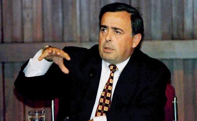 Former PepsiCo CEO Roger Enrico Dies At Age 71