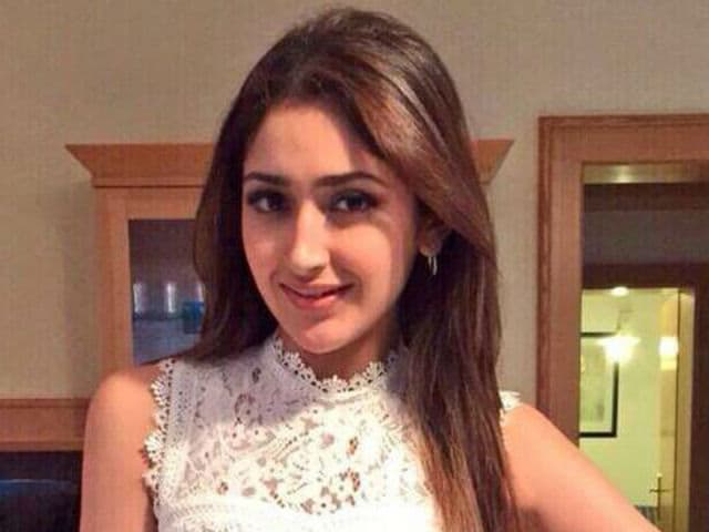 Introducing Ajay Devgn's 'Ravishing' Shivaay Co-Star Sayyeshaa