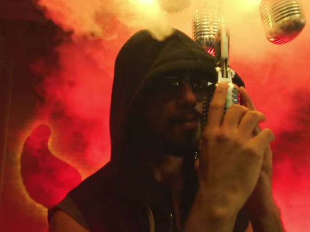 Shahid Kapoor's Tommy Singh Rocks The Party in New Udta Punjab Song