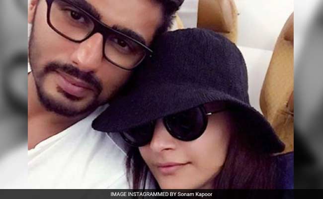 जानिए, सोनम कपूर ने अर्जुन कपूर को जन्मदिन पर दिया कौन-सा 'बेहद शानदार' तोहफा...