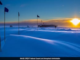 Plane Lands At South Pole In Rare, Risky Effort To Rescue Sick Worker Plane Lands At South Pole In Rare, Risky Effort To Rescue Sick Worker