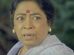 Sulabha Deshpande Cremated in Mumbai Sulabha Deshpande Cremated in Mumbai