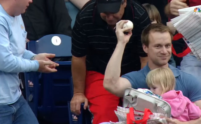 Baseball Fan's Brilliant One-Handed Catch While Holding Daughter is Viral