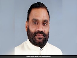 स्वामी प्रसाद मौर्य ने SP को कहा बाय-बाय, दिया पार्टी और विधान परिषद की सदस्यता से इस्तीफा स्वामी प्रसाद मौर्य ने SP को कहा बाय-बाय, दिया पार्टी और विधान परिषद की सदस्यता से इस्तीफा