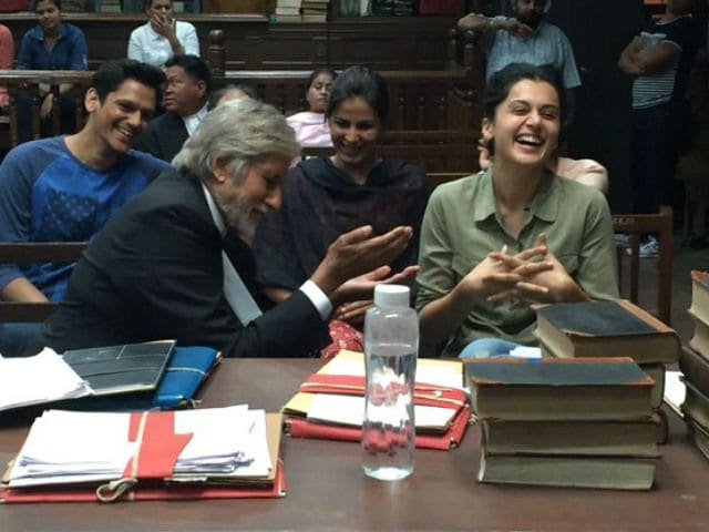 Taapsee Did a Lot of 'Mad Things' With Amitabh Bachchan on PINK Sets