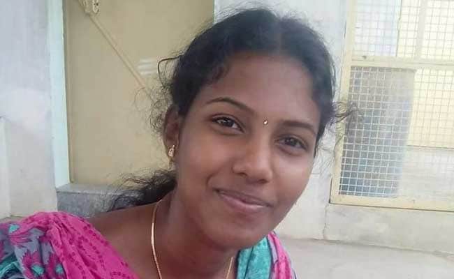 Xxx Tamil Hot School Girl - Morphed Pics Of Her On Facebook, Police Didn't React. She Killed Herself.