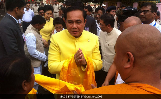Thai PM Prayut Chan-o-Cha Offers Prayers At Bodh Gaya