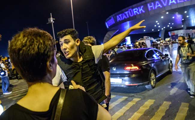 Turkey Police Detain 13 Suspects Over Istanbul Airport Attack