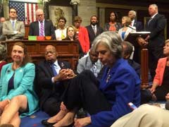 US House Democrats Broadcast 'Sit-In' On Social Media After Cameras Shut Down