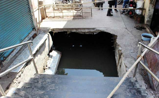 Commuters Fall Into Gutter As Slab Outside Vasai Station Caves In